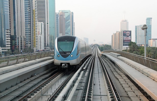 Dubai apps: The metro