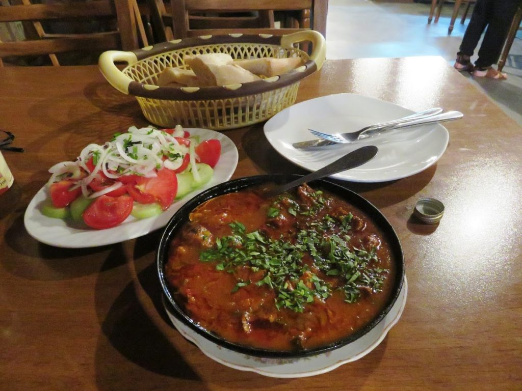 must eat food in Georgia - Ostri