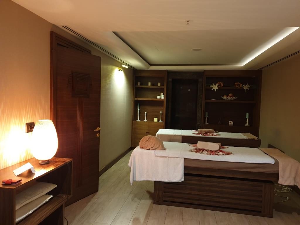 VIP Massage room - where to stay in Istanbul? Ramada golden horn